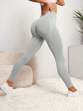 Load image into Gallery viewer, Women Seamless Hip Lifting Women Seamless Sports Leggings High Waist